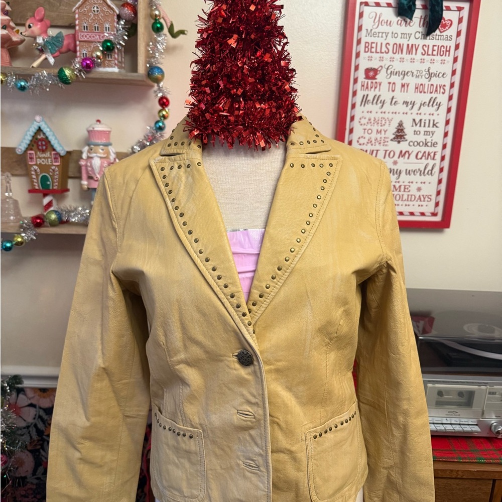 Wilson’s leather Butter Tan Studded Women's Blazer jacket Y2K cowboy western